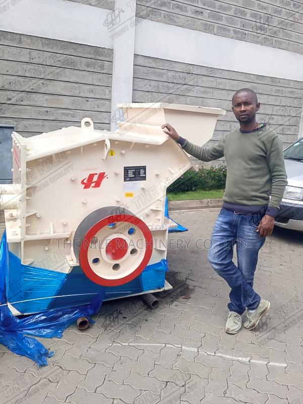 Best Selling Industrial Sand Making Fine Crusher Grinder