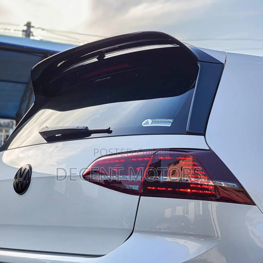 Volkswagen Golf 2017 White