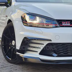 Volkswagen Golf 2017 White