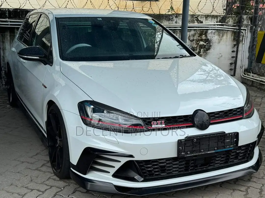 Volkswagen Golf 2017 White