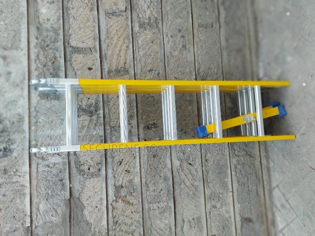 4by5 Fibreglass Multipurpose Ladders 20ft - main view