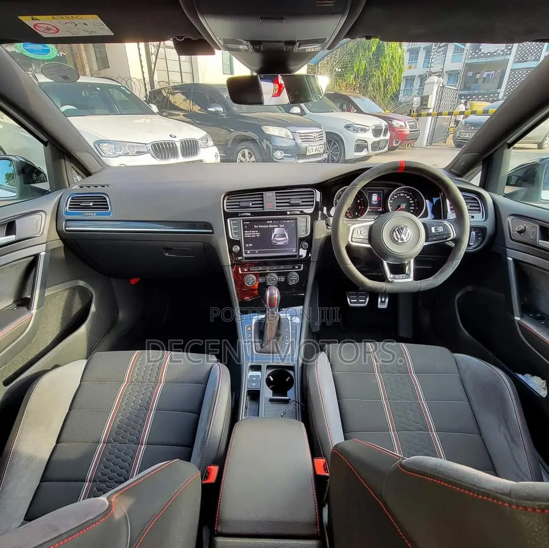 Volkswagen Golf 2017 White
