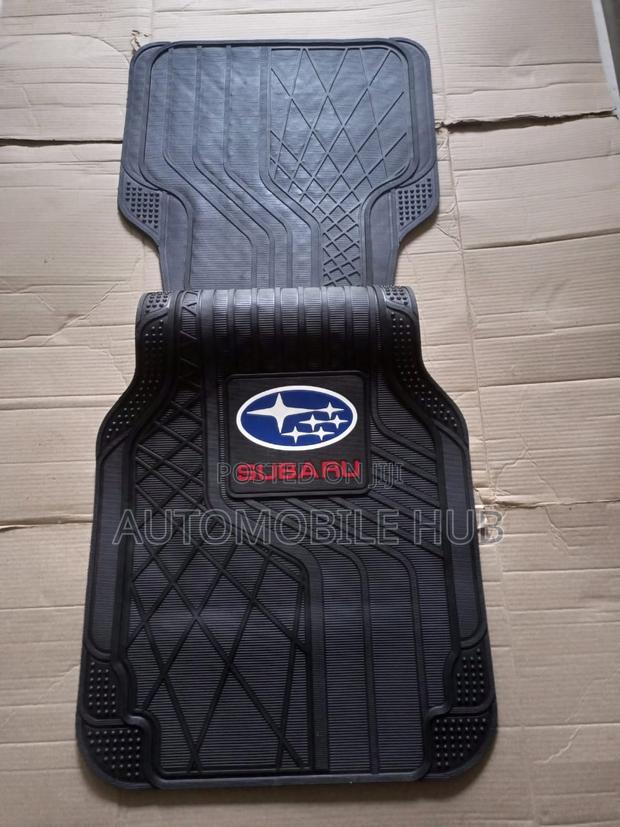 Anti Slip Subaru Floor Mats 5 Pieces Rubber