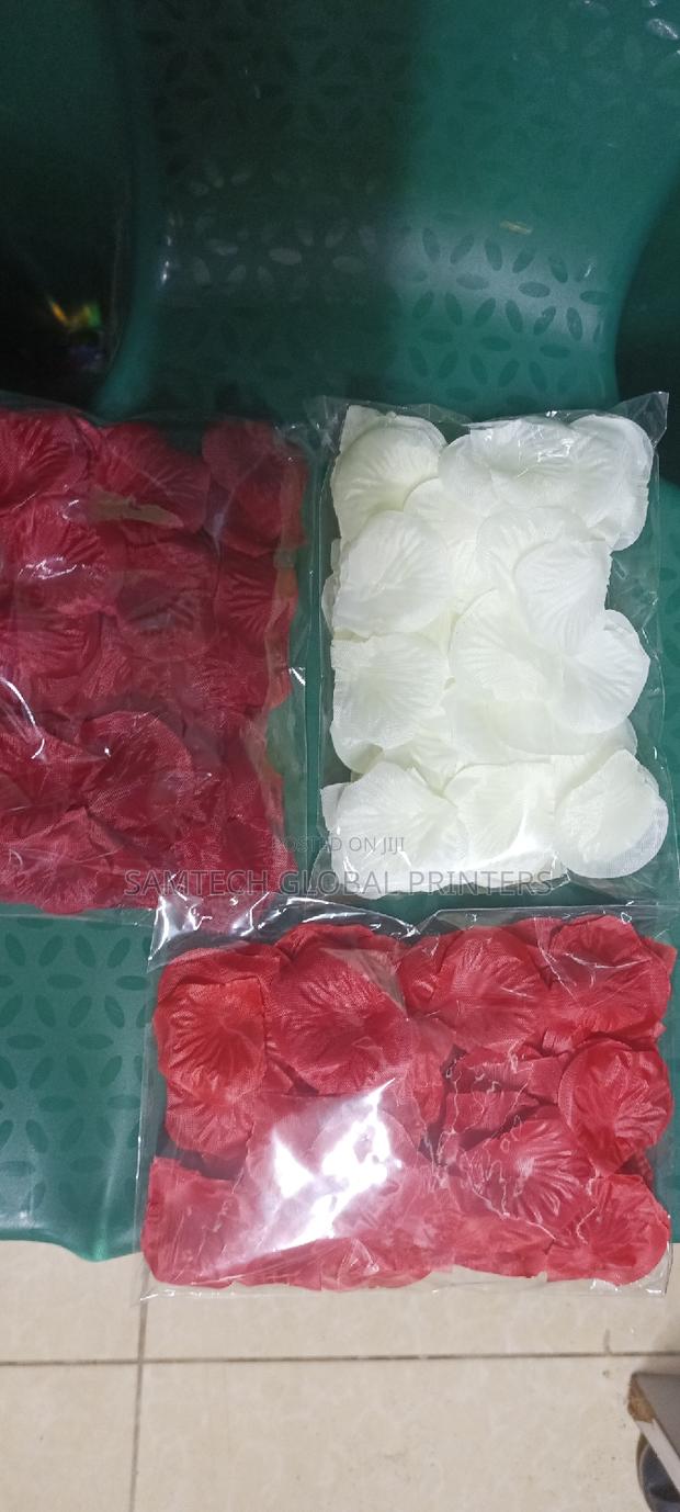 . Article Petals For Any Event