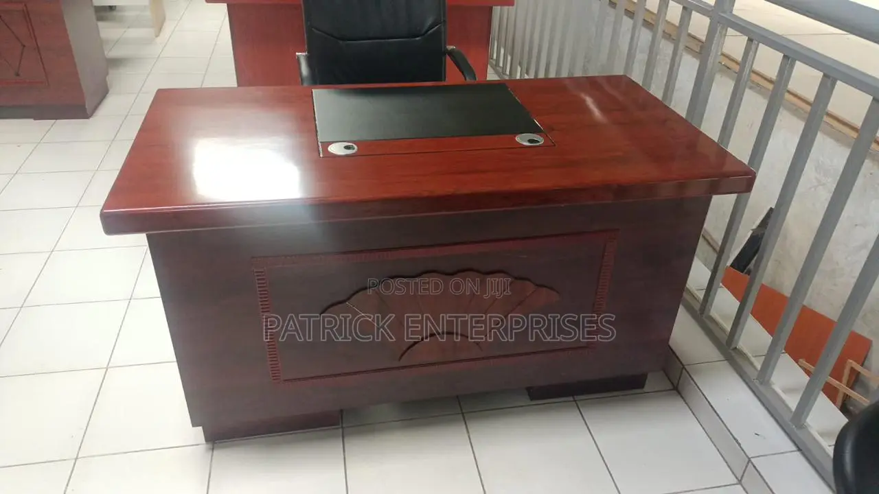 Executive Imported Morden Mahogany Office Desk 1.4 MTRS