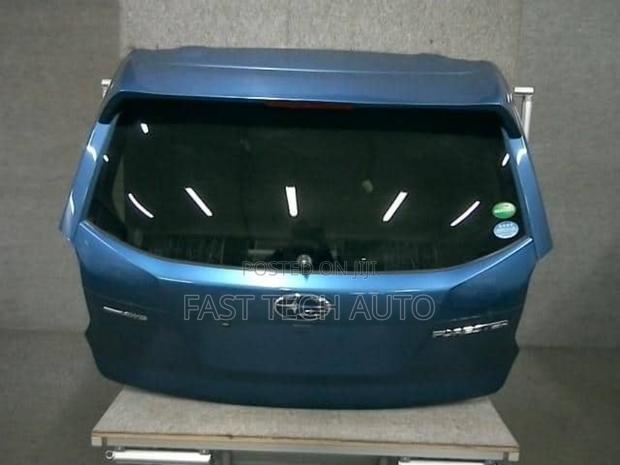 Subaru SG9 Tailgate - main view