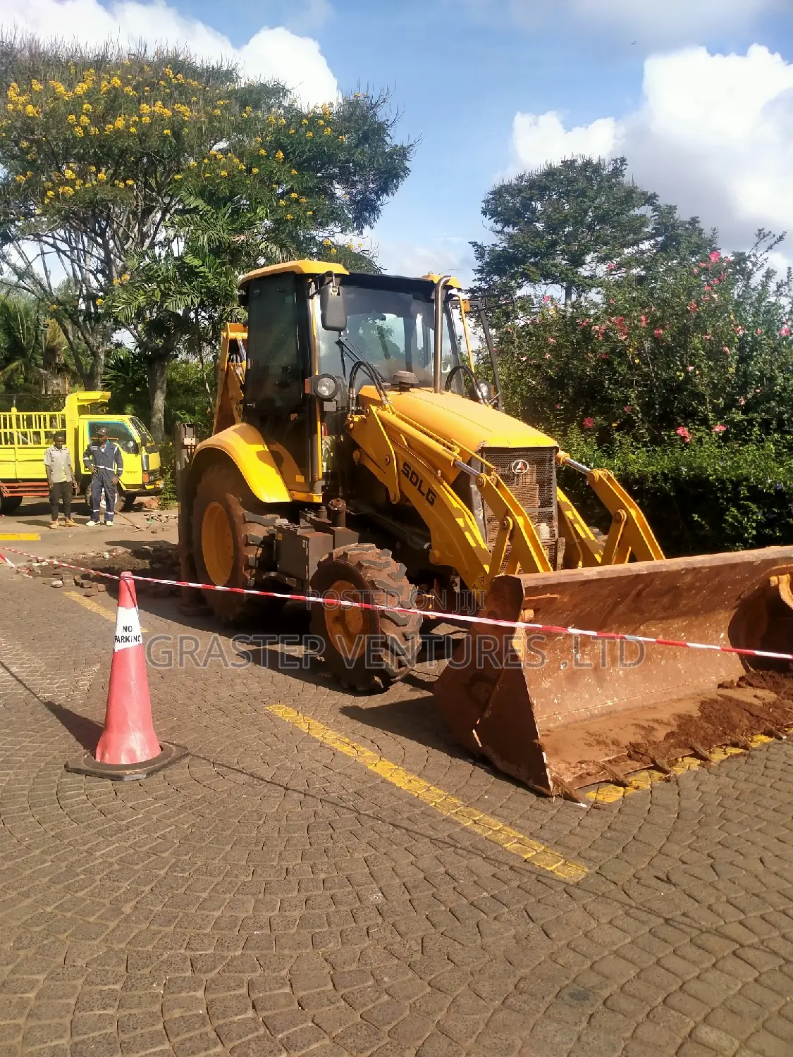 Wheel Loader/Shovel For Hire