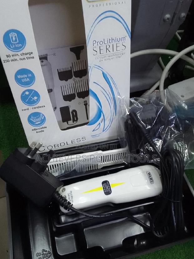 Cordless Shaving Machine/Wahl Shaving Machine - main view