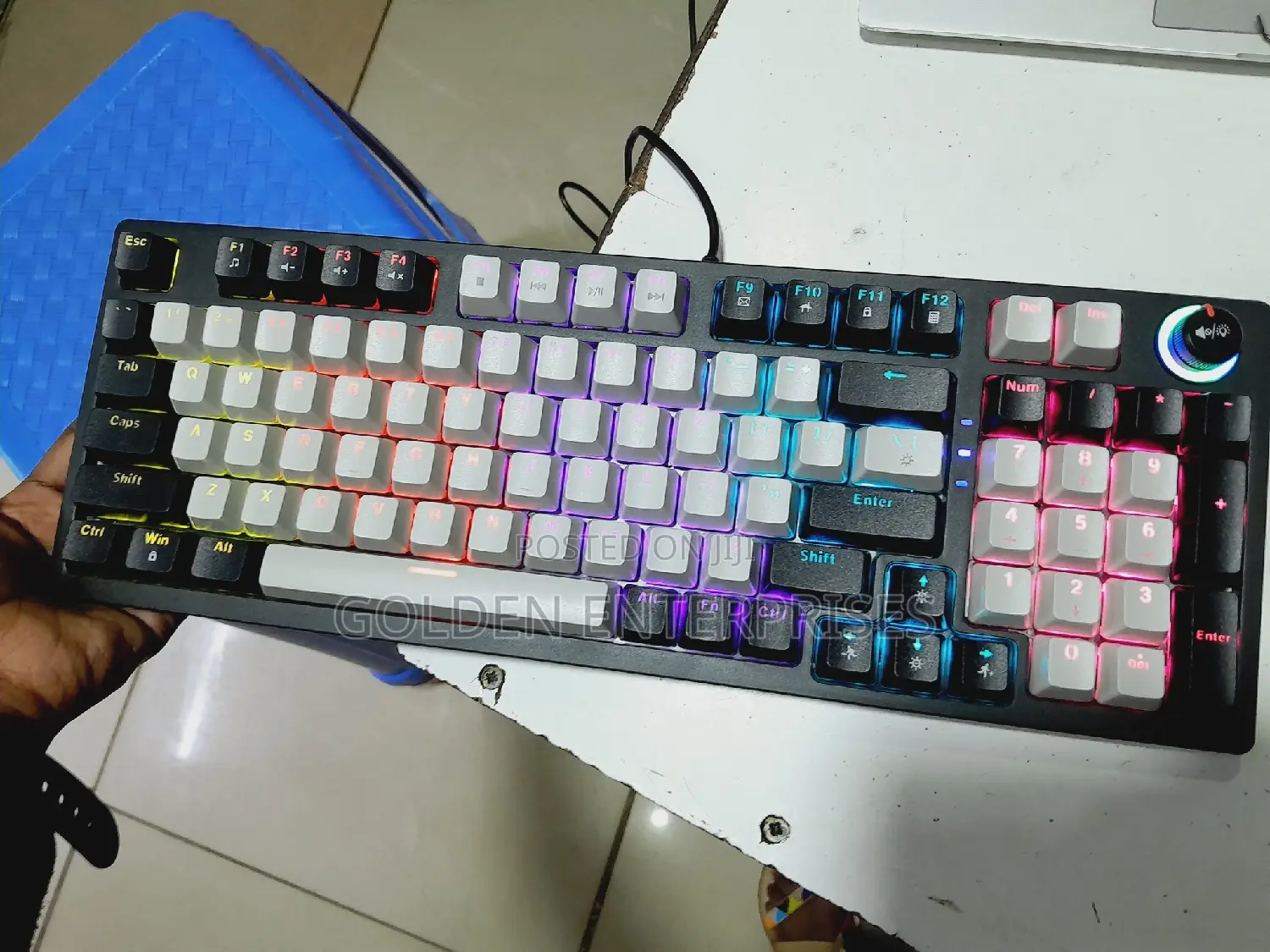 97 Key Mechanical Gaming Keyboard With Knob