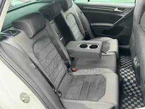 Volkswagen Golf 1.4T SE FWD 2019 White
