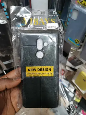 Black Auto Focus Back Cover for Nokia 7 Plus
