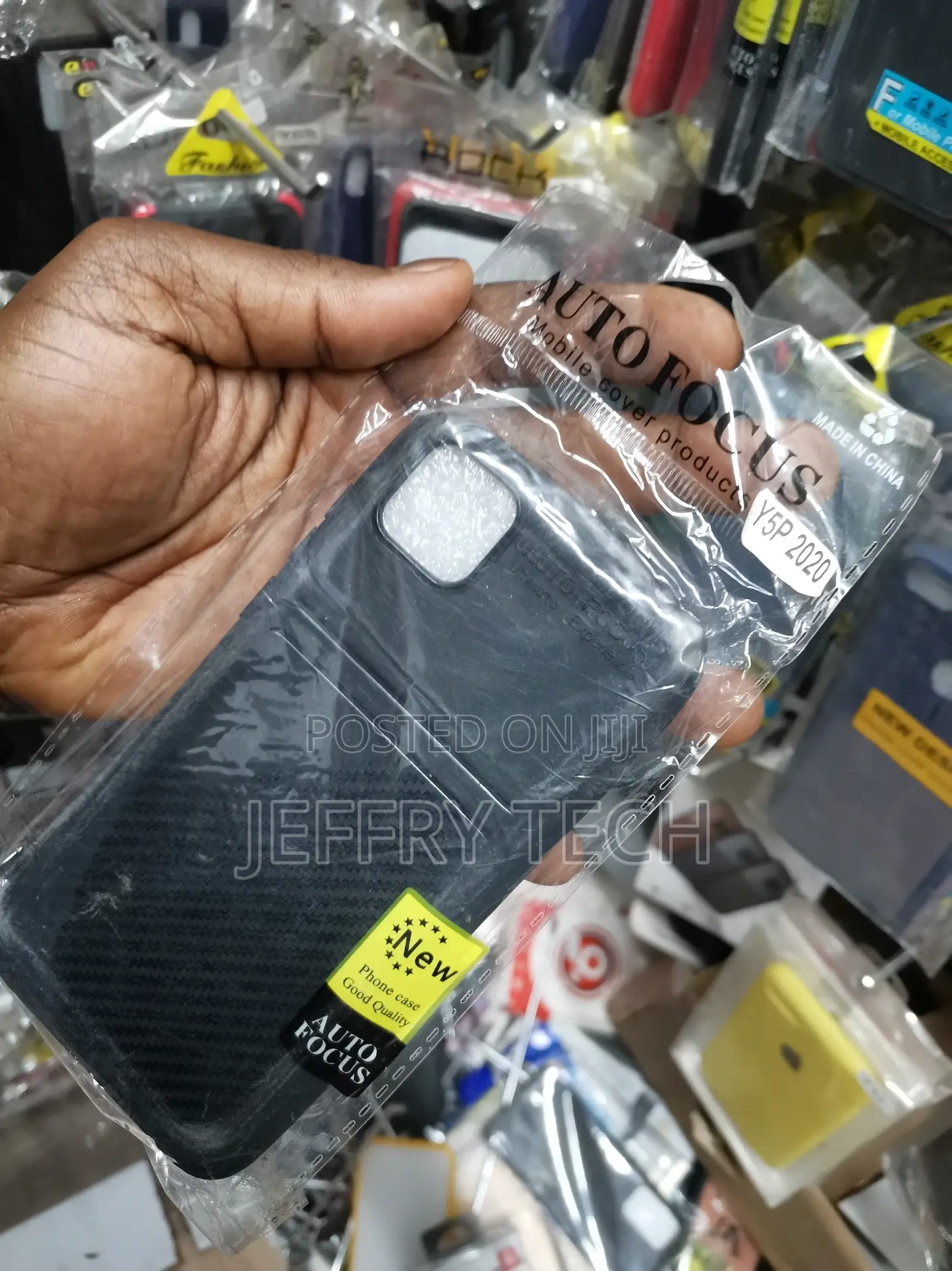 Autofocus Huawei Y5 (2020) Phone Back Cover, Case - Black.