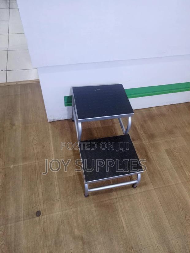 Stepping Stool - main view