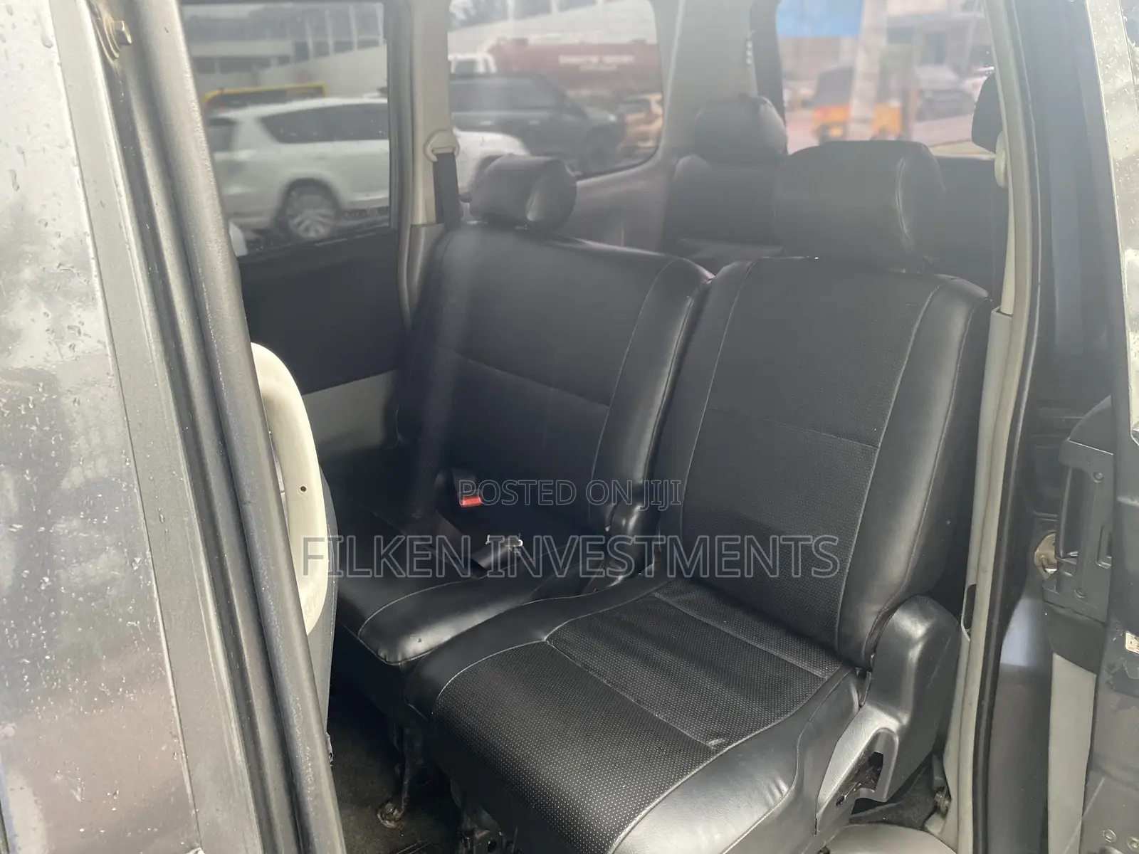 Toyota Voxy 2005 Grey