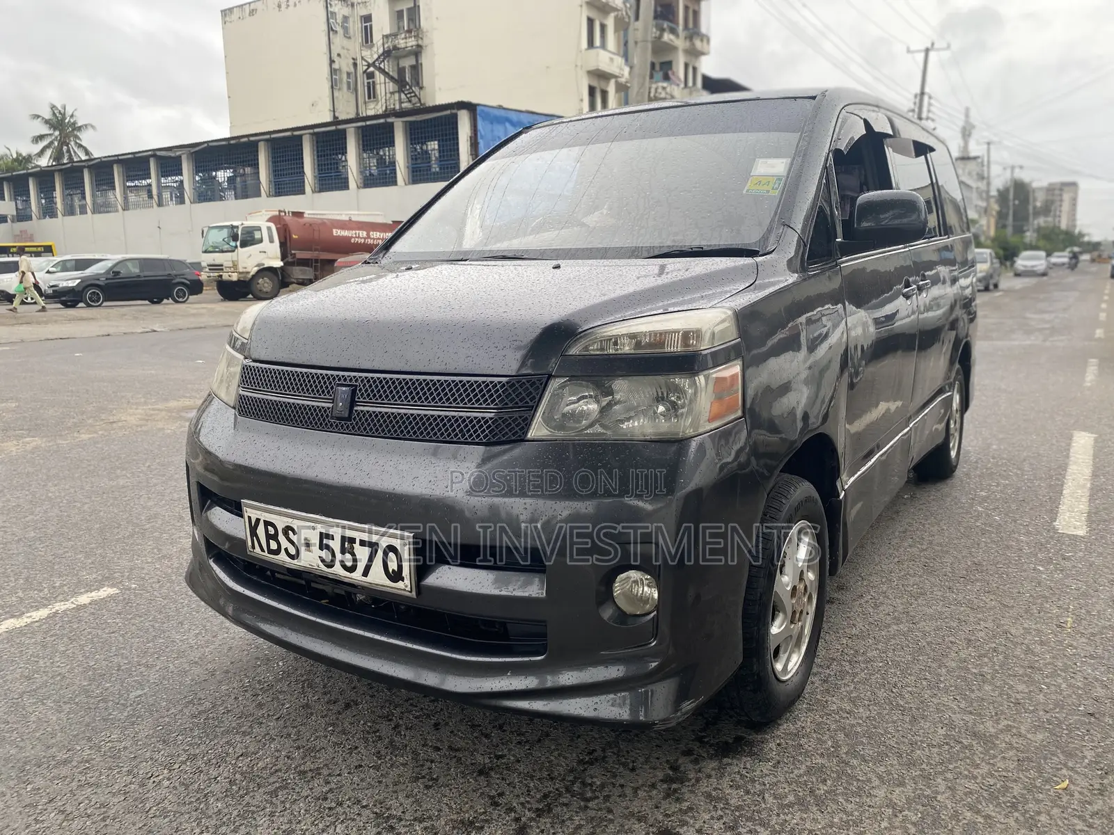Toyota Voxy 2005 Grey