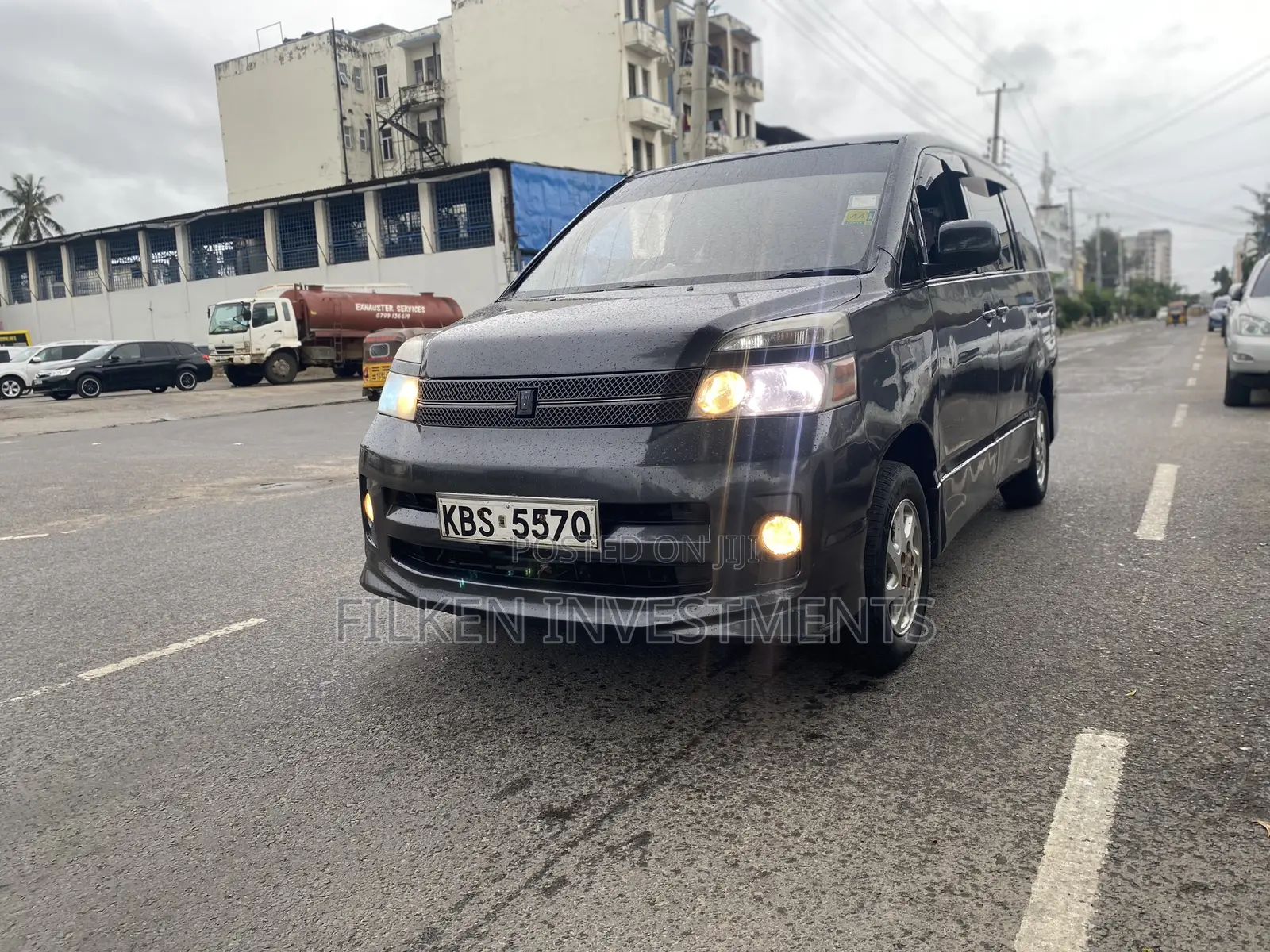 Toyota Voxy 2005 Grey