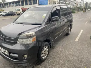 Toyota Voxy 2005 Grey