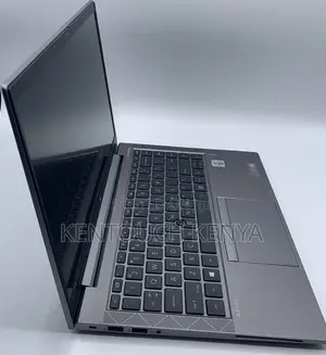 Laptop HP ZBook Firefly G8 16GB Intel Core I7 SSD 512GB