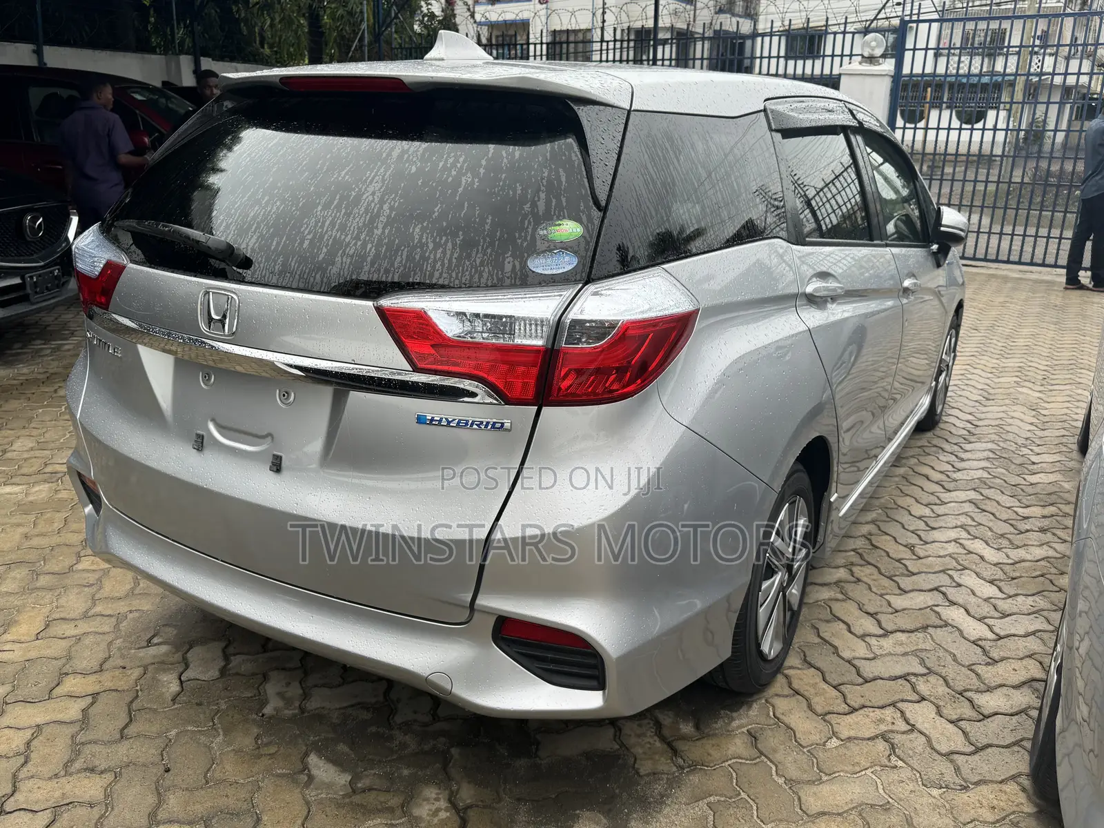 Honda Fit Shuttle 1.5 Hybrid 2WD 2017 Black