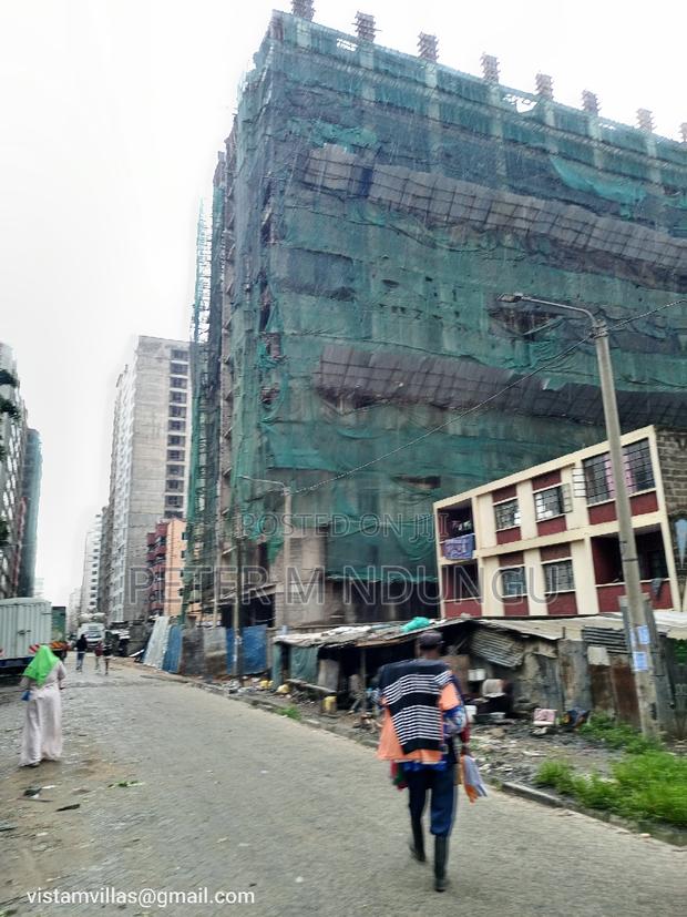 Eastleigh Prime Plot on Sale, 63*140 - thumbnail 6