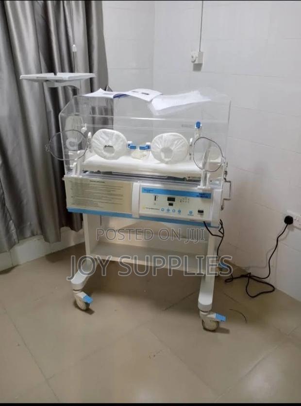 Baby Incubator - main view