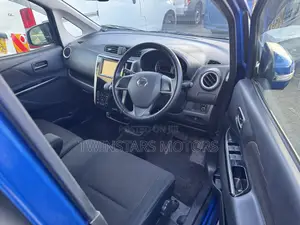 Nissan Dayz Highway Star G 2017 Blue