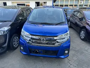 Nissan Dayz Highway Star G 2017 Blue