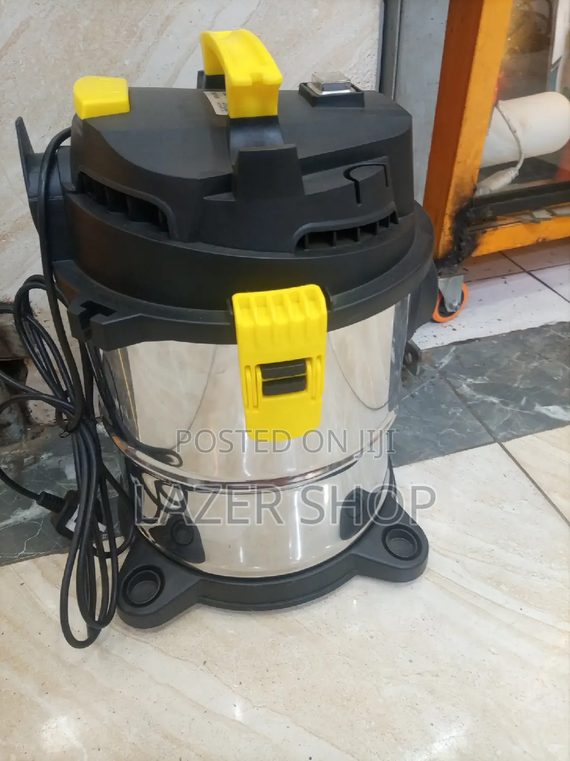 10L Vacuum Cleaner