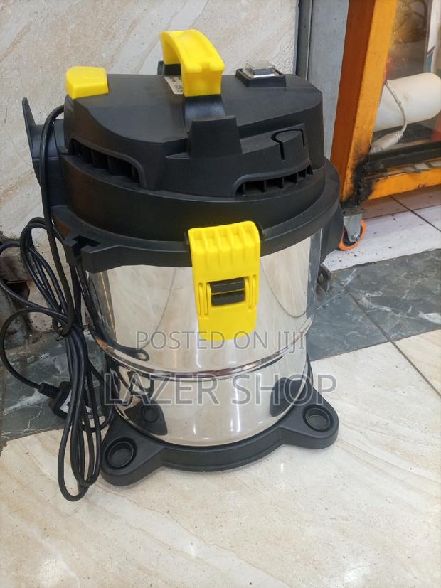 10L Vacuum Cleaner - thumbnail 3