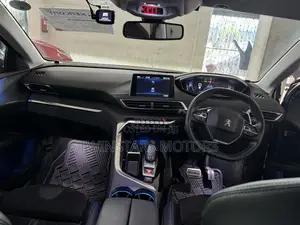 Peugeot 3008 2018 Gray
