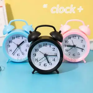 Alarm Clock With Large Analog Battery