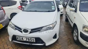 Toyota Auris 2013 White