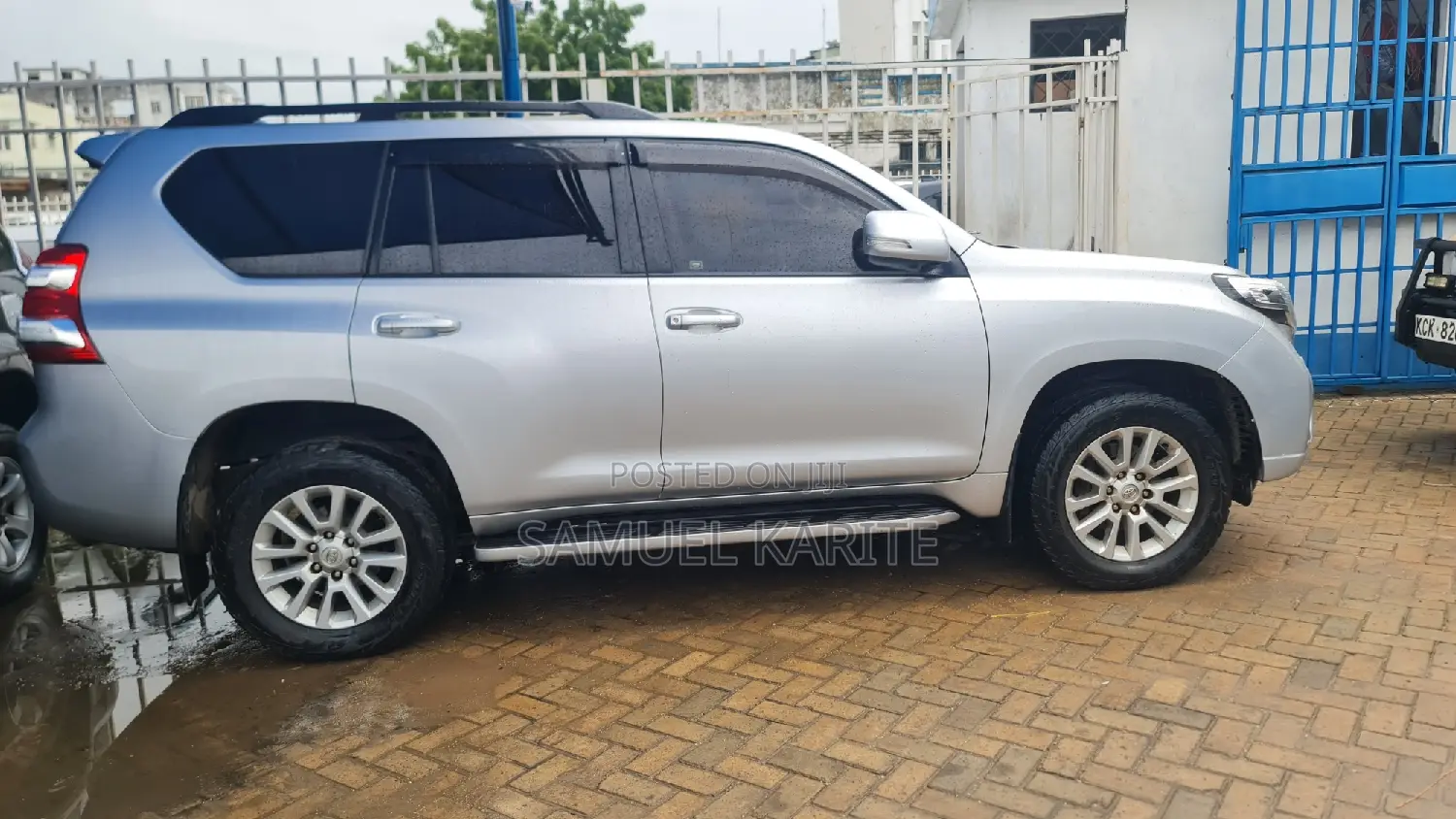 Toyota Land Cruiser Prado 2015 Silver