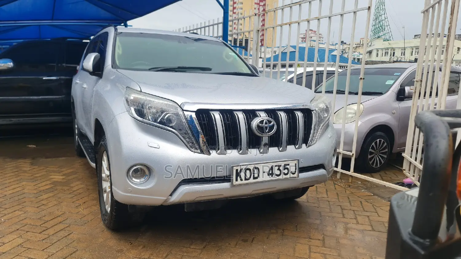 Toyota Land Cruiser Prado 2015 Silver