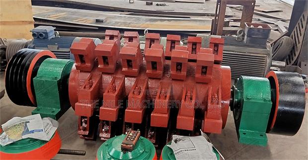 Industry Granite Basalt Breaking Stone Fine Crusher Machine - thumbnail 4