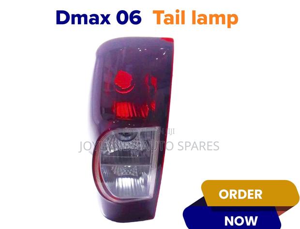 D-max 06 Tail Lamp
