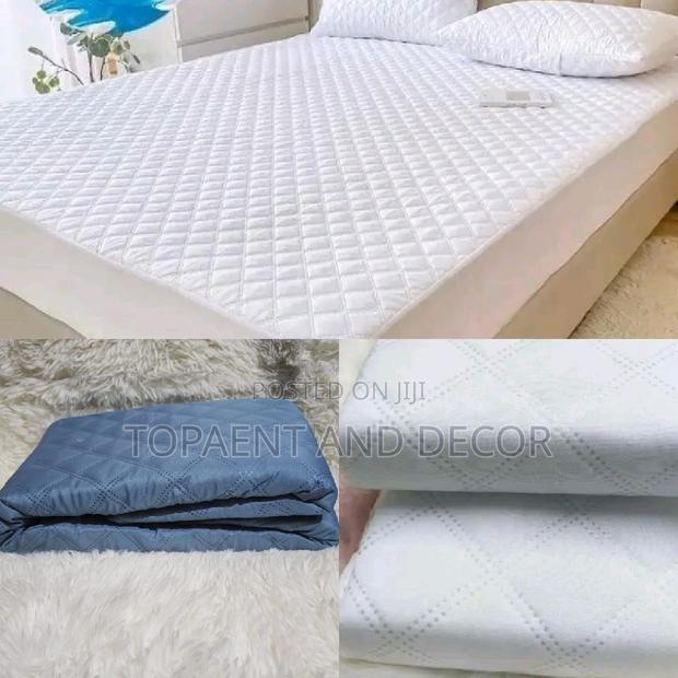 Waterproof Mattress Protector Waterproof Mattress Protector - main view
