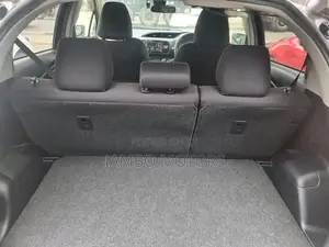 Toyota Vitz 1.5 FWD Hybrid 5dr 2017 Gold