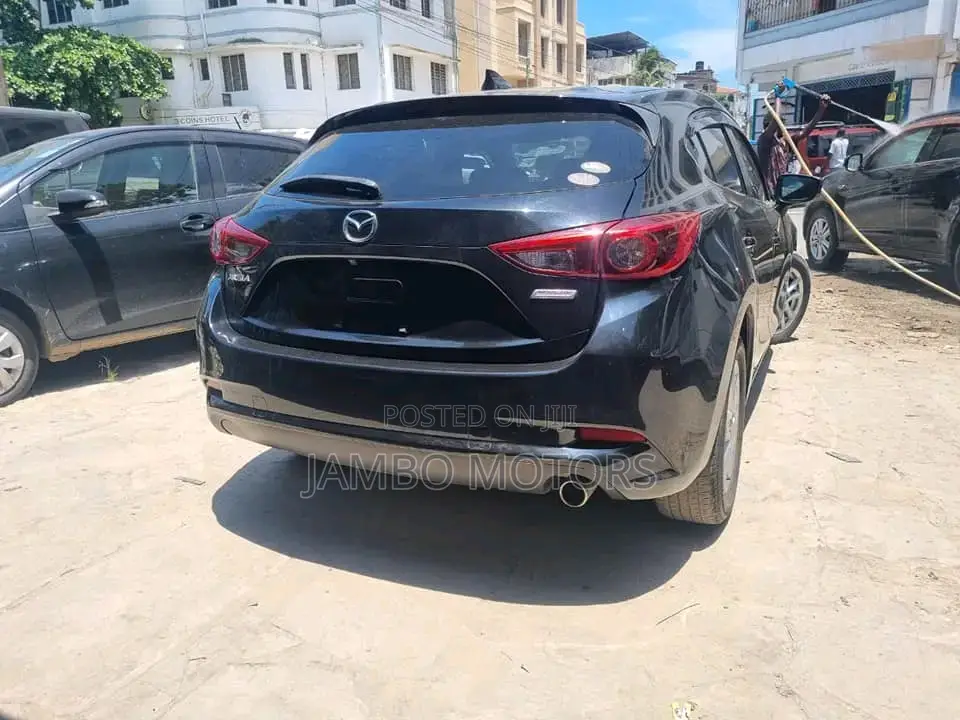Mazda Axela 2017 Blue