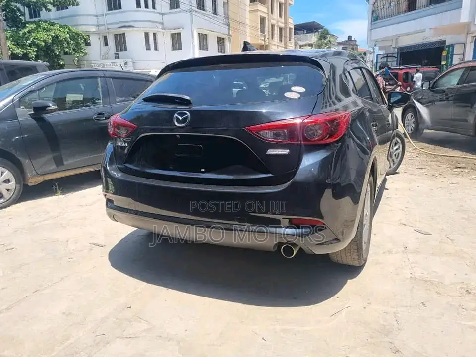 Mazda Axela 2017 Blue