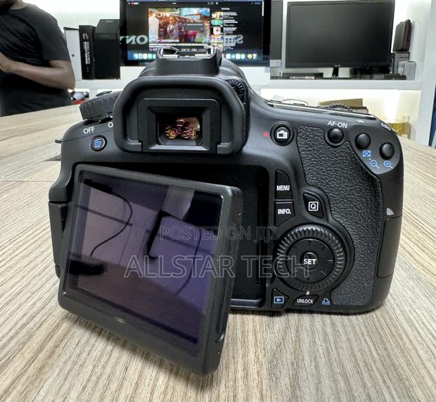 Canon EOS 60D DSLR Camera With 18-55mm Lens - thumbnail 5