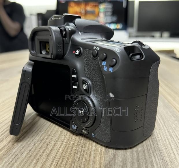 Canon EOS 60D DSLR Camera With 18-55mm Lens - thumbnail 8