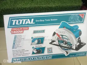 Total Circular Saw 1400w With Free Blade