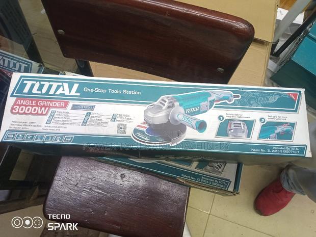 Total Angle Grinder 3000w