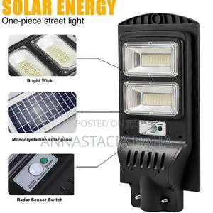 QUALITY Solar Light 200W, Commercial Solar Street Light - thumbnail 2