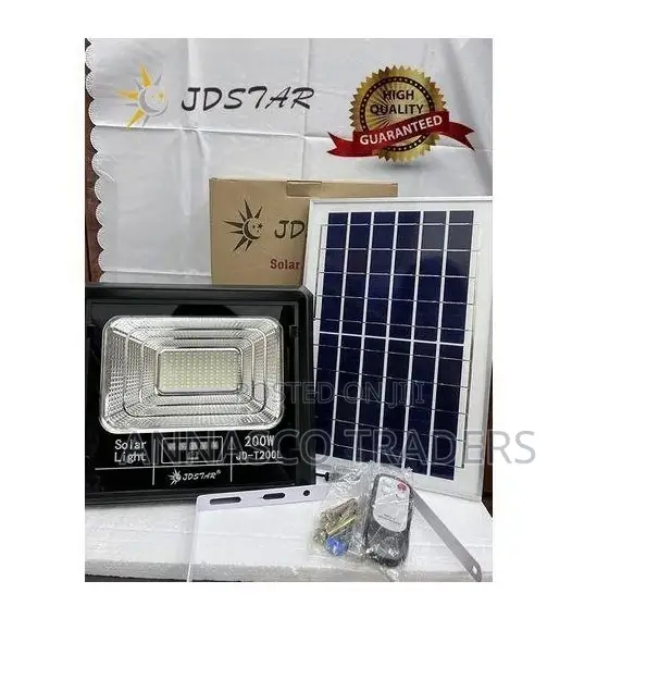 200W Dusk to Dawn Solar Security Floodlight