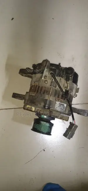 Alternator Isuzu FRR 90 Slay Queen