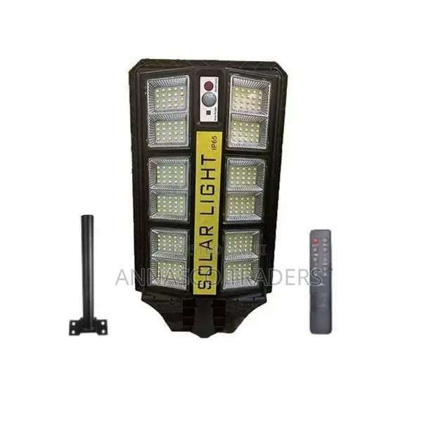 Solar Light 200W Dusk to Dawn Street Lamp + Pole