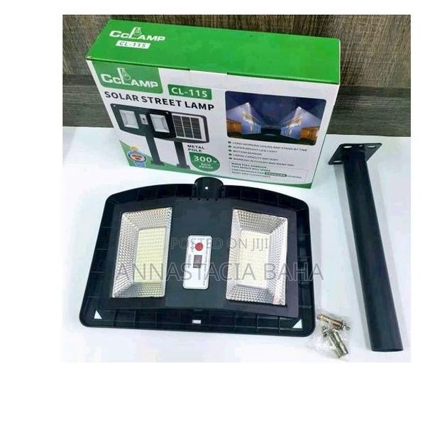 300 Watts Double Sided Solar Street Light With Darkness And - main view