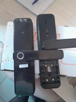 TUYA Wifi Smart Fingerprint Locks.
